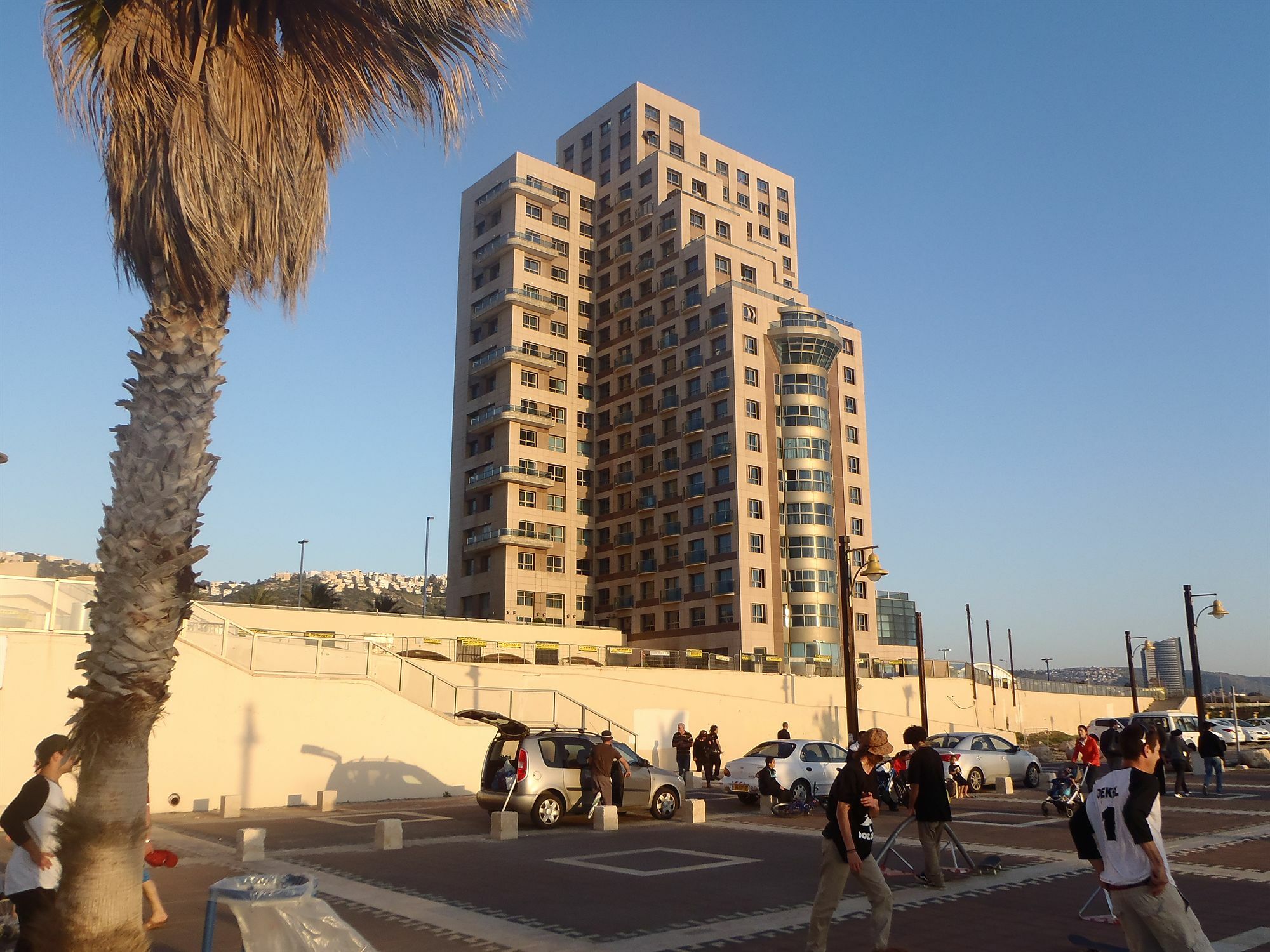 Marom Apartments Hof Hacarmel ハイファ エクステリア 写真