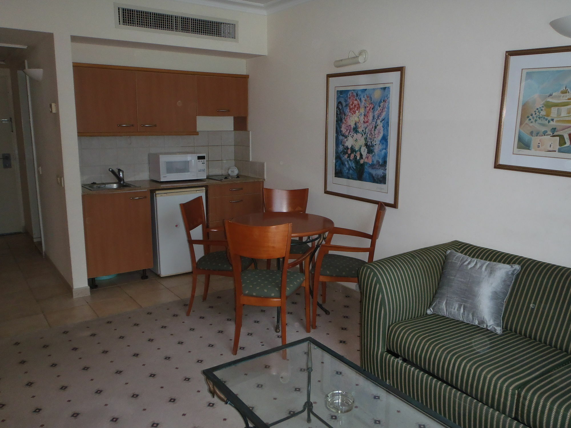 Marom Apartments Hof Hacarmel ハイファ エクステリア 写真